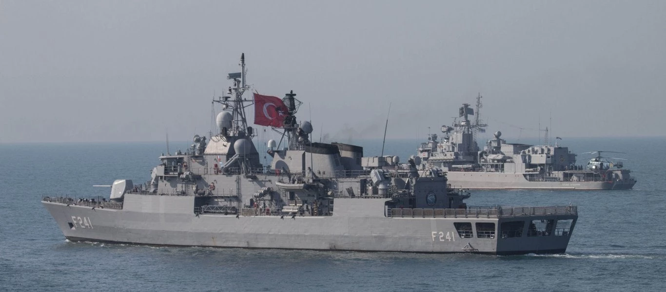 Αυξάνει κατακόρυφα την ένταση η Άγκυρα: Αλλάζουν οι κανόνες εμπλοκής για το ΠΝ – O Ερντογάν απειλεί Κύπρο